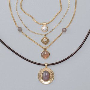 WHBM CONVERTIBLE 3 in 1 PEARL LEATHER NECKLACE